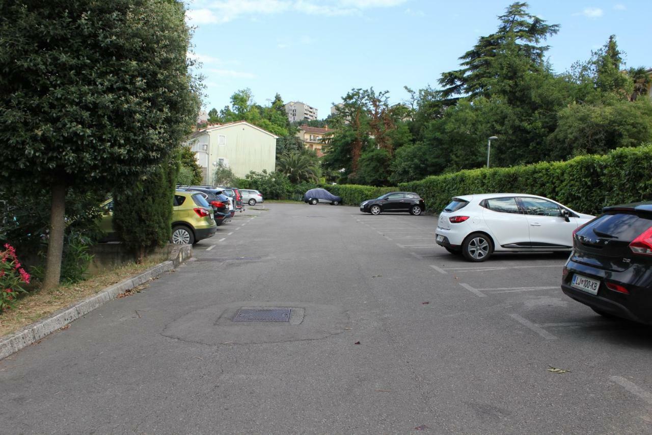Ferienwohnung Apartmajsko Naselje Zusterna Koper Exterior foto
